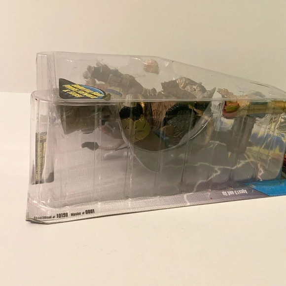 Vintage 1997 Spawn Series 8 Sabre Action Figure  McFarlane Toys Card Warped - Picture 16 of 16